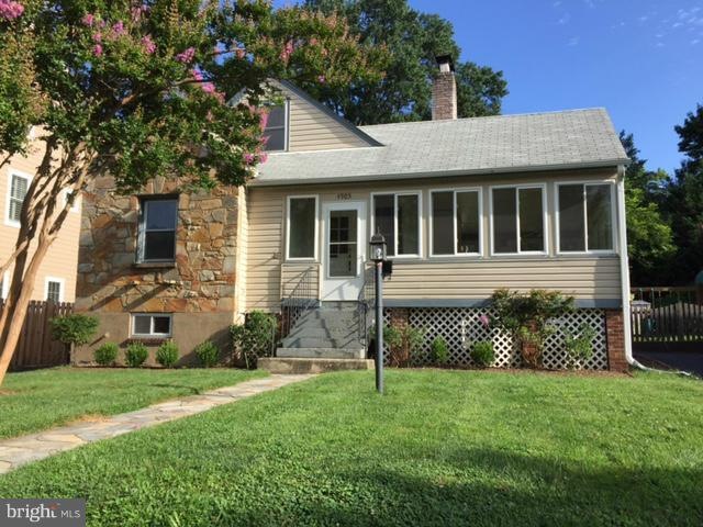 4905 16th Rd N, Arlington, VA 22207 - photo 1