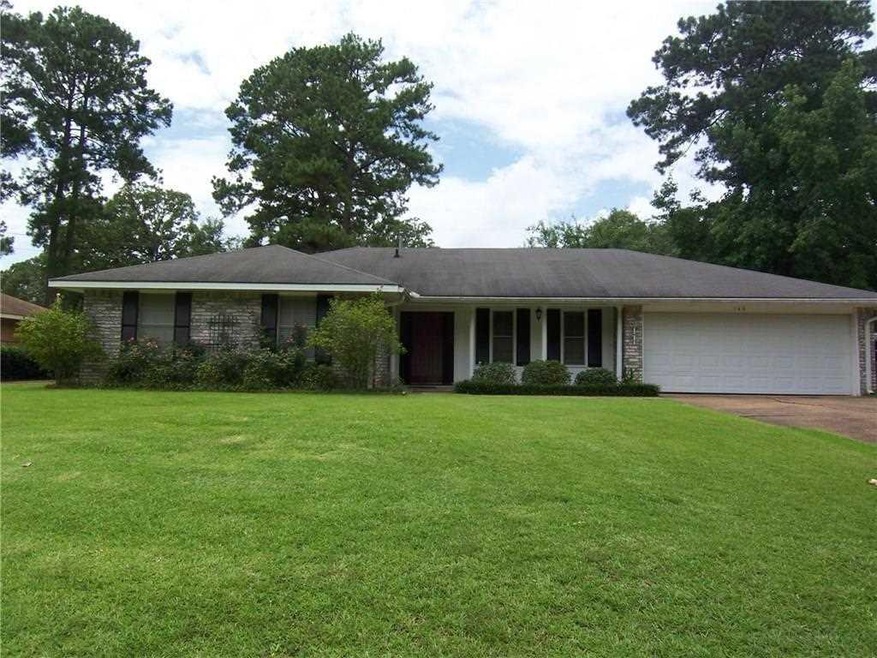 145 Wildwood Dr, Pineville, LA 71360 - photo 1