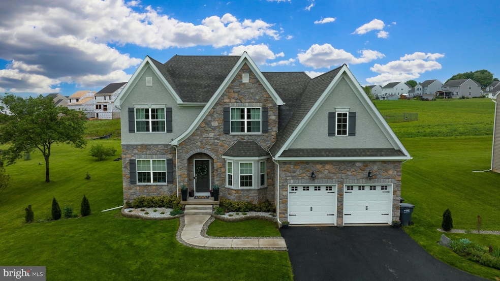 67 Black Matt Rd, Douglassville, PA 19518 - photo 1