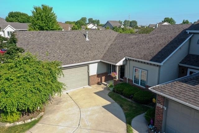 638 W 94th Ct, Crown Point, IN 46307 - photo 1