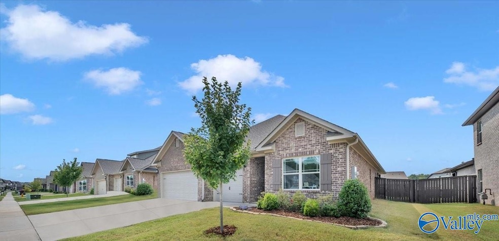 16224 Trestle St SE, Huntsville, AL 35803 - photo 1