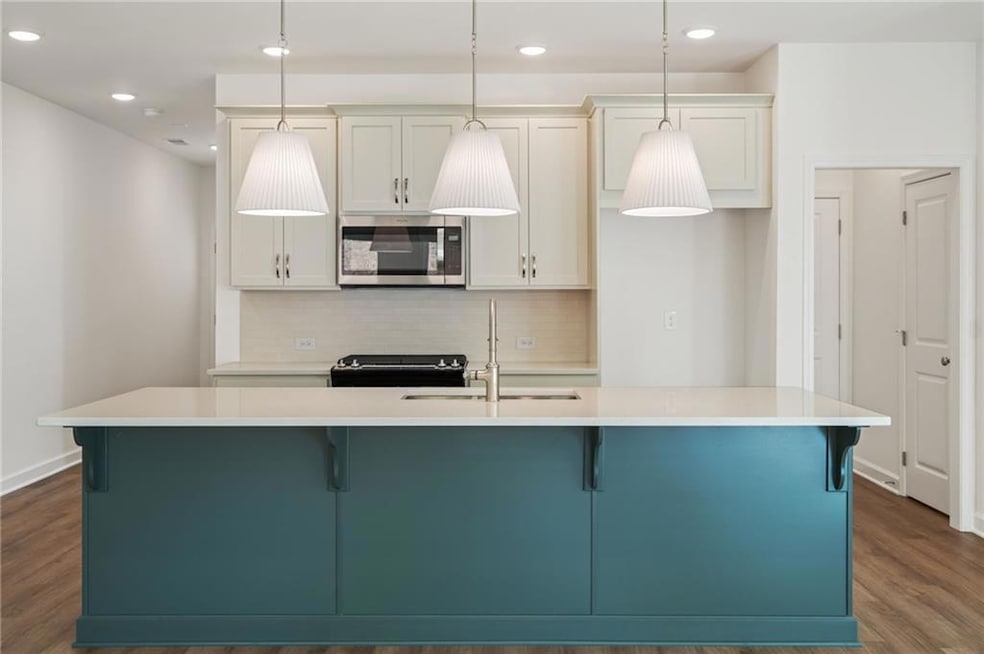 4651 Larkfield Way unit 13, Powder Springs, GA 30127 - photo 1