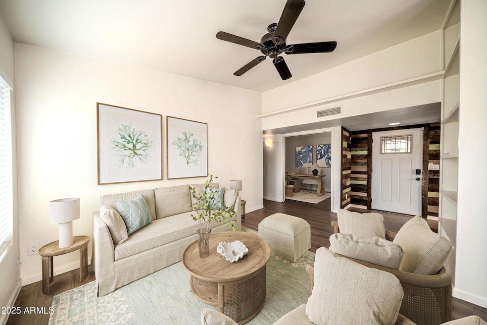 14801 N 25th Dr unit 2, Phoenix, AZ 85023 - photo 1