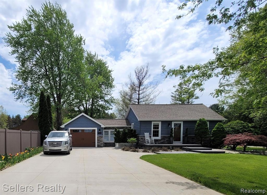 7181 Bristol Rd, Swartz Creek, MI 48473 - photo 1