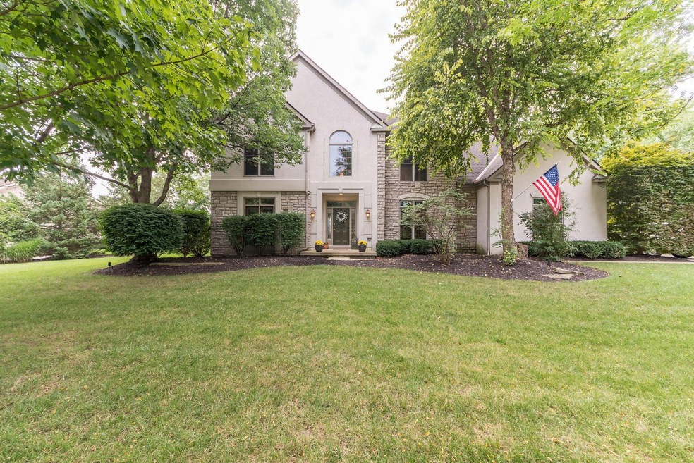 385 Shale Ridge Ct, Powell, OH 43065 - photo 1