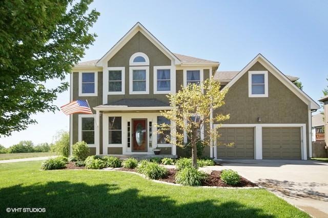 20701 W 224th St, Spring Hill, KS 66083 - photo 1