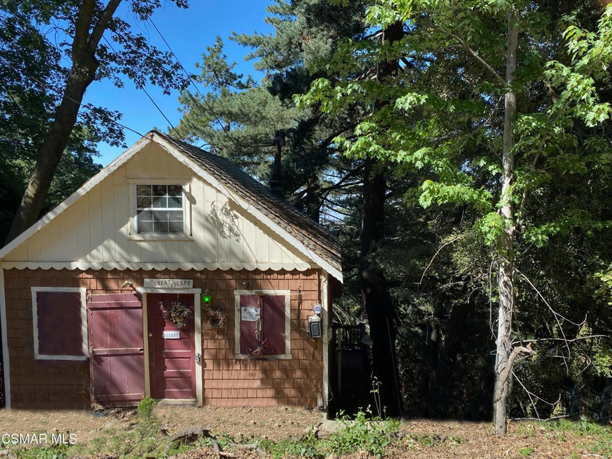 21681 Fern Canyon Road, Cedarpines Park