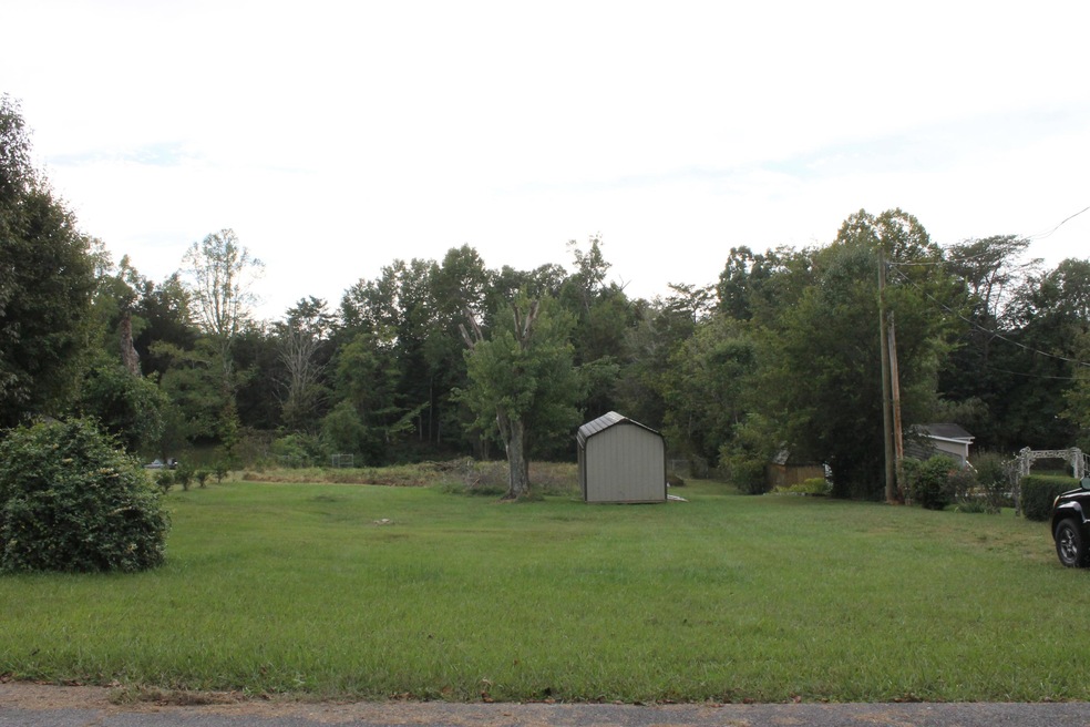 8517 Widener Rd, Knoxville, TN 37920 - photo 1