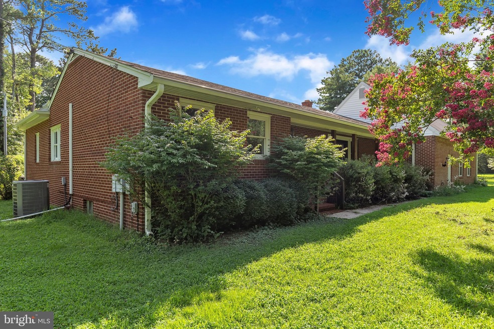 13620 Dowell Rd, Dowell, MD 20688 - photo 1