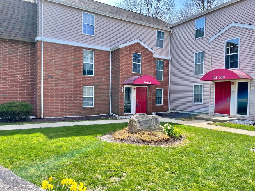 97 Heather Ridge unit 97, Shelton, CT 06484 - photo 1