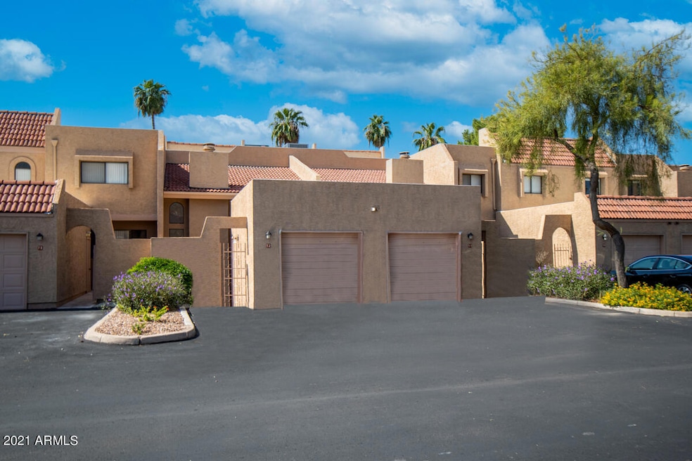 2524 S El Paradiso unit 72, Mesa, AZ 85202 - photo 1