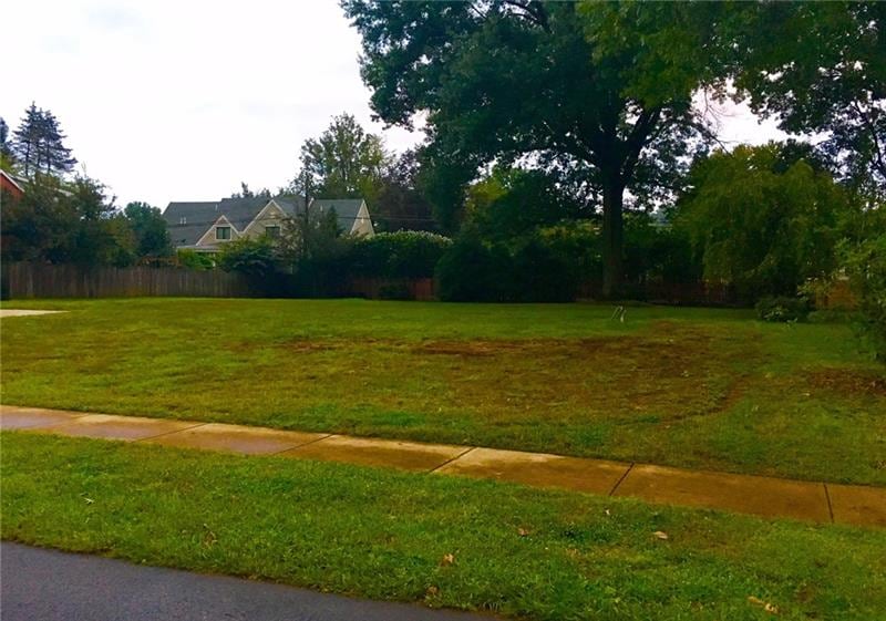 443 Oliver Road is a table top flat,  1/3 of an ac