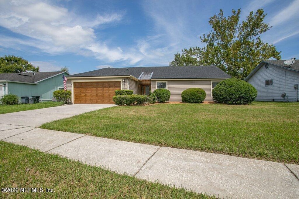 8413 Spicewood Dr, Jacksonville, FL 32216 - photo 1