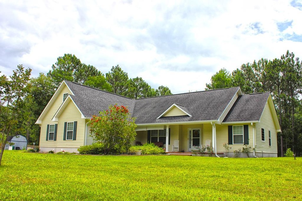 1493 Redfish Dr SE, Darien, GA 31305 - photo 1