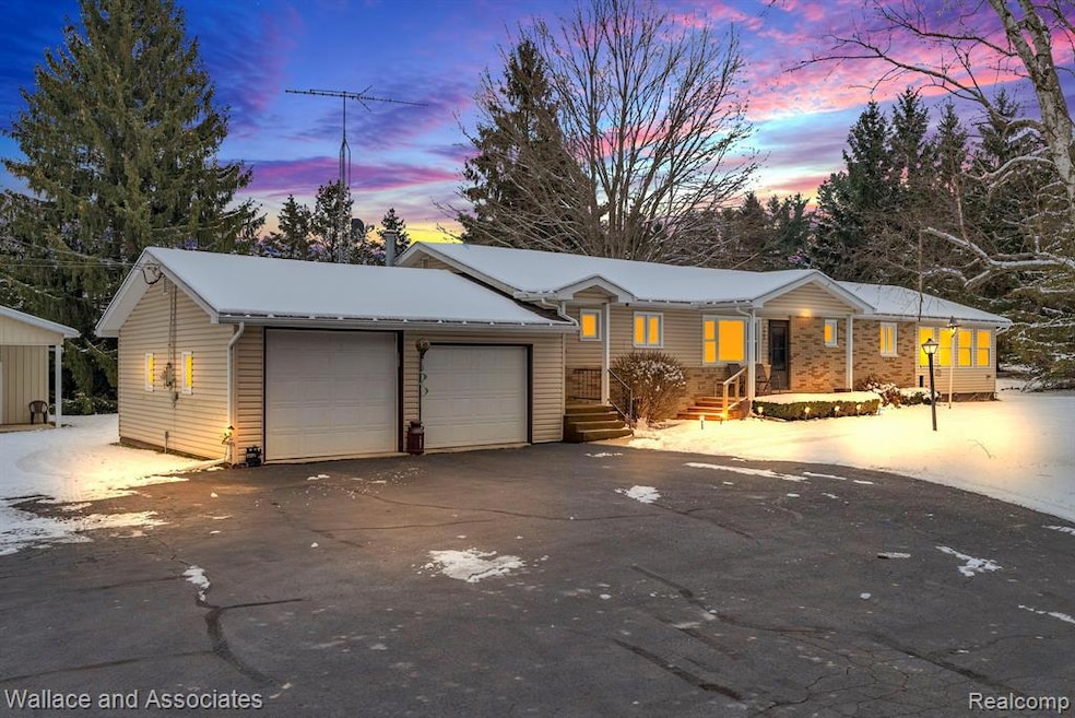 7907 Brockway Rd, Melvin, MI 48454 - photo 1