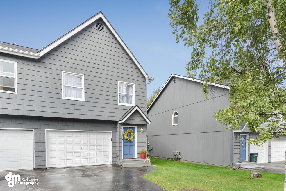Exterior_8265-FULL