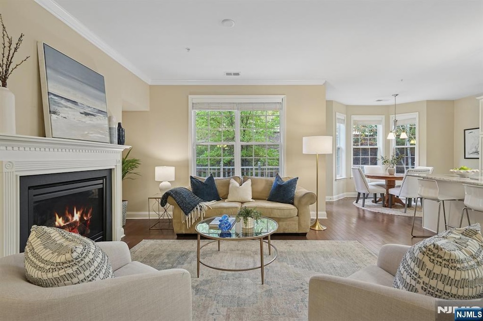 Pending $629,000 • Co-Listing Agent