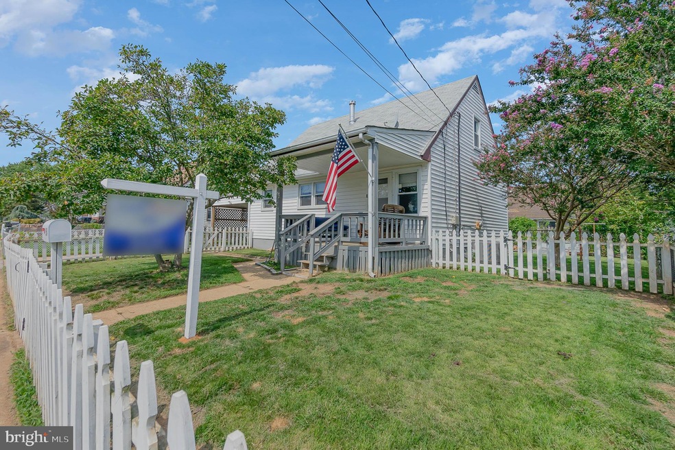 954 Kinwat Ave, Essex, MD 21221 - photo 1