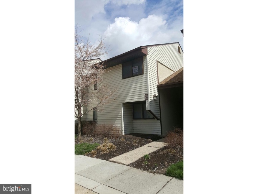 11B E Daisy Ln unit 11B, Mount Laurel, NJ 08054 - photo 1