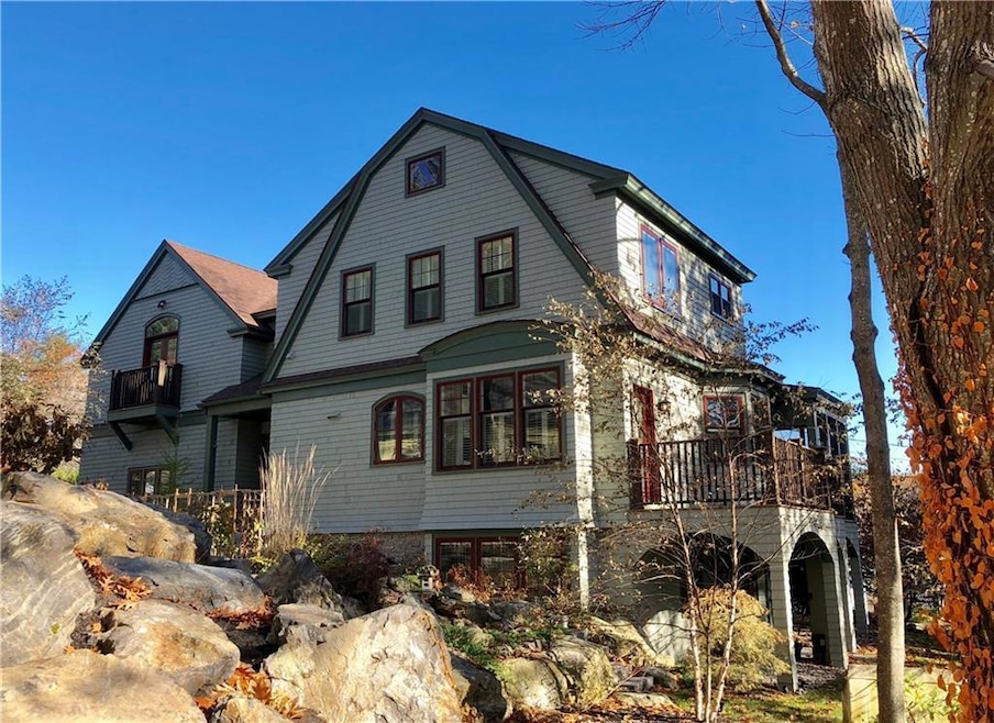 18 Highland Ave, Ogunquit, ME 03907 - photo 1