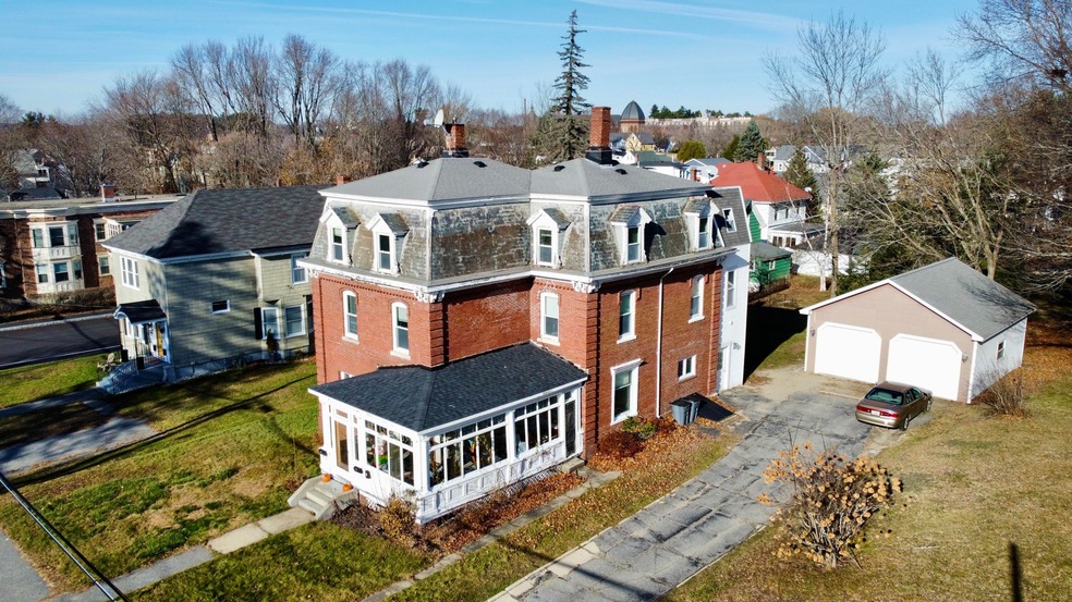 148 Webster