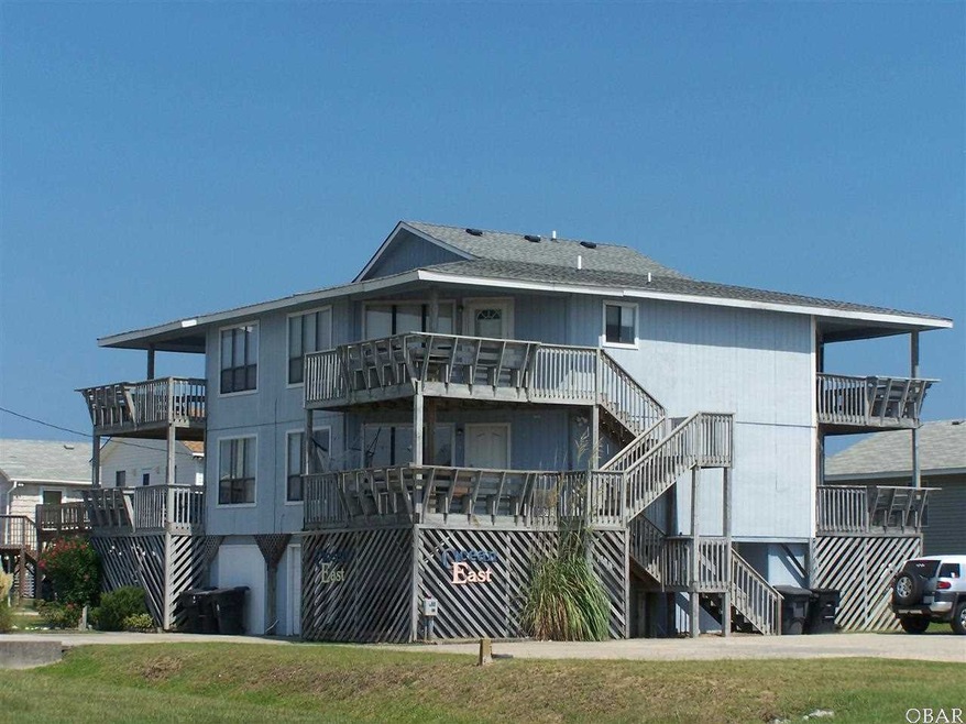 103 N Memorial Blvd unit 2A, Kill Devil Hills, NC 27948 - photo 1