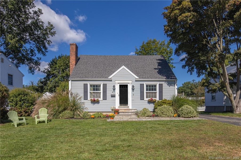 67 Lockwood Ln, Norwalk, CT 06851 - photo 1