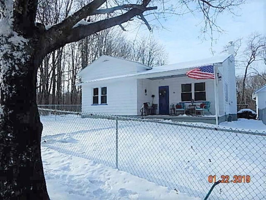 208 Edwards Ave, Clarks Summit, PA 18411 - photo 1