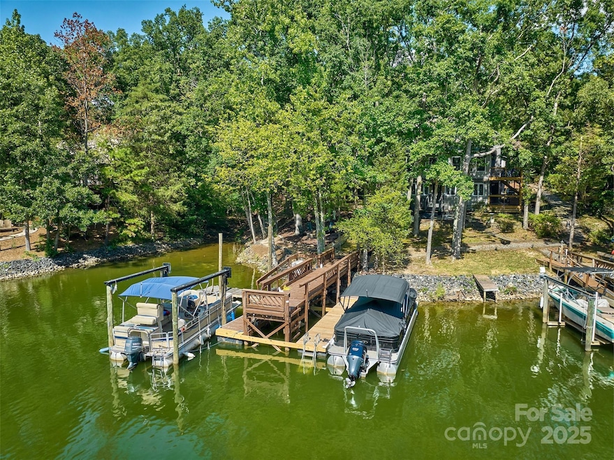 10 Weatherly Way, Clover, SC 29710 - photo 1