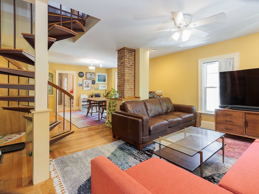 269 Summer St unit 2, Somerville, MA 02144 - photo 1