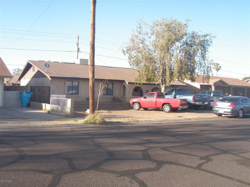 FRONT HOUSE