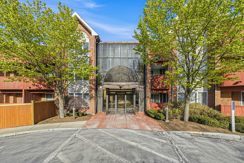 For Sale $550,000 • Co-Listing Agent