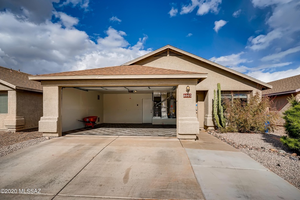 8005 E Jennifer Anne Dr, Tucson, AZ 85730 - photo 1
