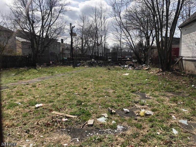 10 Shaw Ave, Newark, NJ 07112 - photo 1