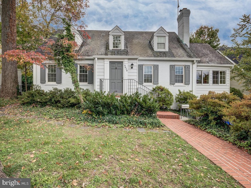 4628 S Chelsea Ln, Bethesda, MD 20814 - photo 1