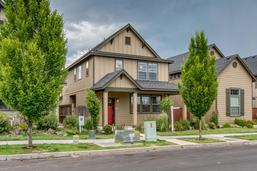 20540 Gloucester Ln Bend 97701 MLS-1