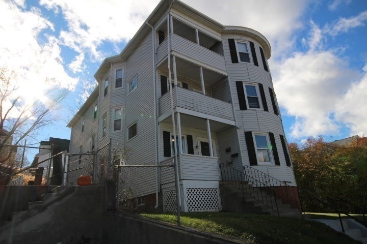 78 Green Hill Pkwy, Worcester, MA 01605 - photo 1