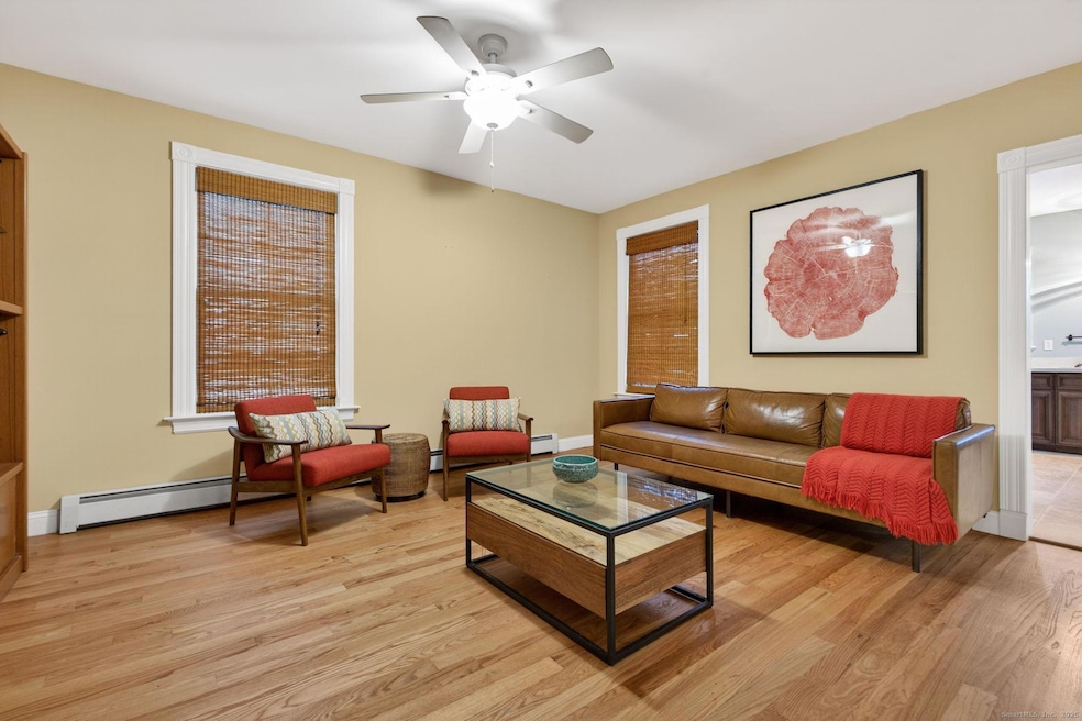 202 Laurel St, Hartford, CT 06105 - photo 1