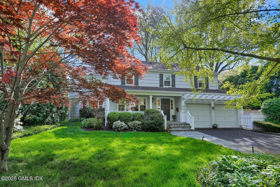 Sold $2,825,000 • Co-Listing Agent