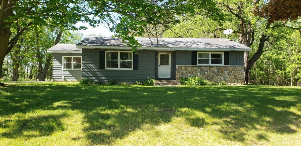 1105 133rd Ave, Wayland, MI 49348 - photo 1
