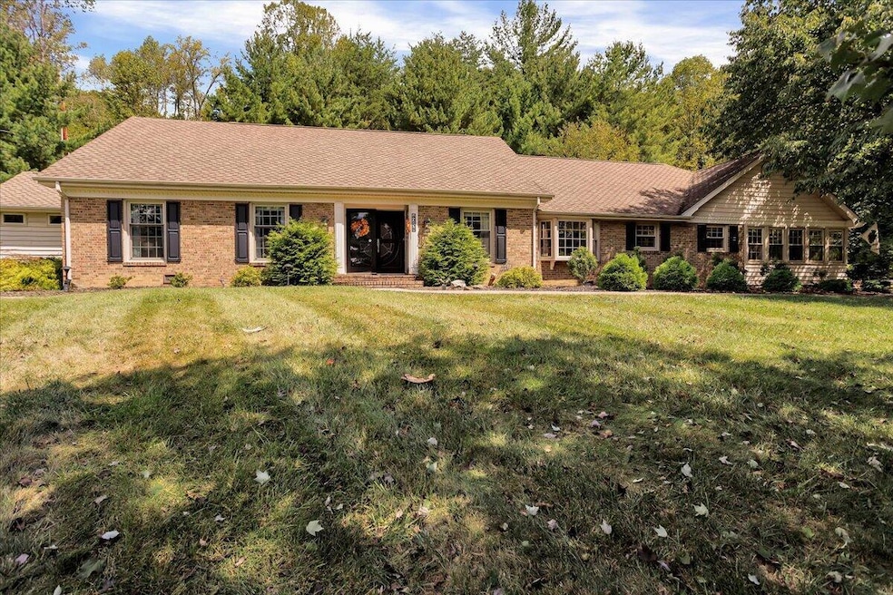 01-4258 Falling Creek Dr_001