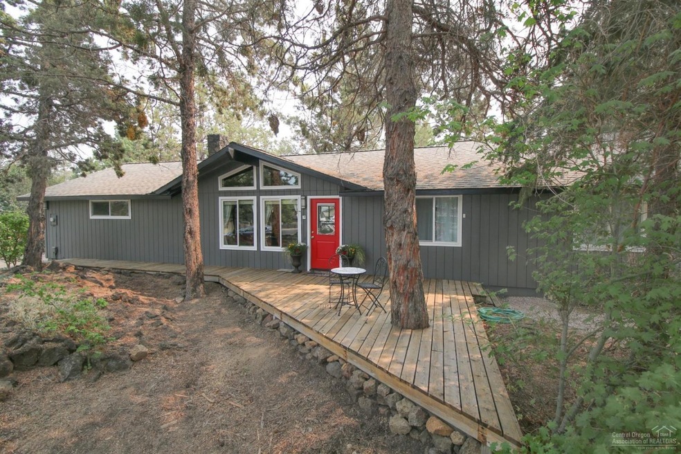20637 Weatherby Ct, Bend, OR 97701 - photo 1