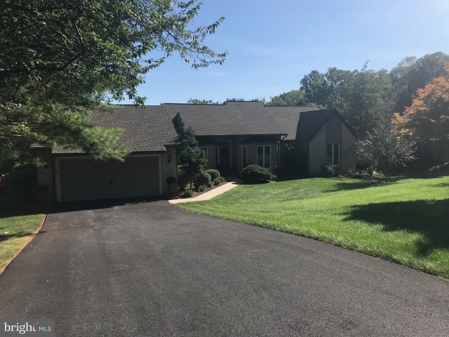 515 Arrowhead Trail, Reading, PA 19608 - photo 1