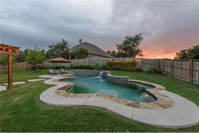 Fabulous Outdoor Living ~ gorgeous pool and patios