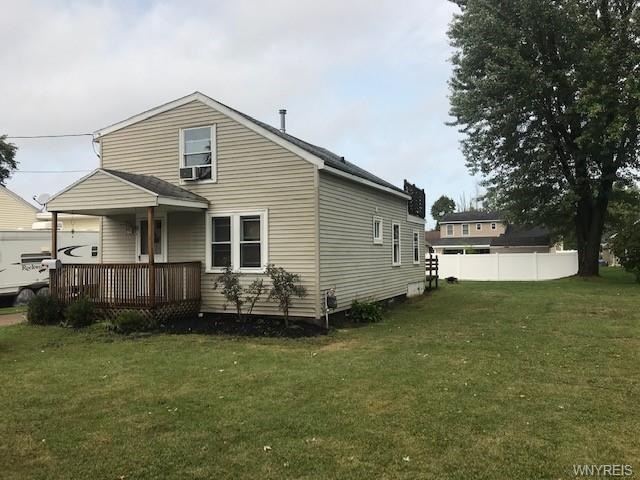 842 Lee Ave, North Tonawanda, NY 14120 - photo 1