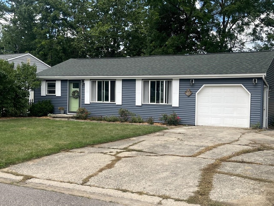 515 Walnut St, Flushing, MI 48433 - photo 1