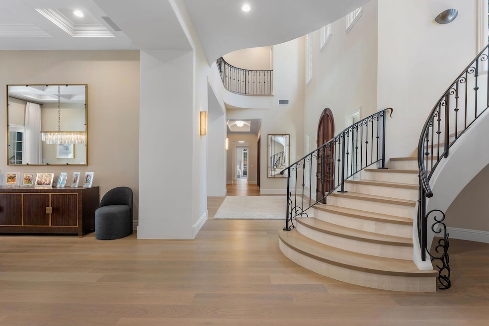 251 W Coconut Palm Rd, Boca Raton, FL 33432 - photo 1