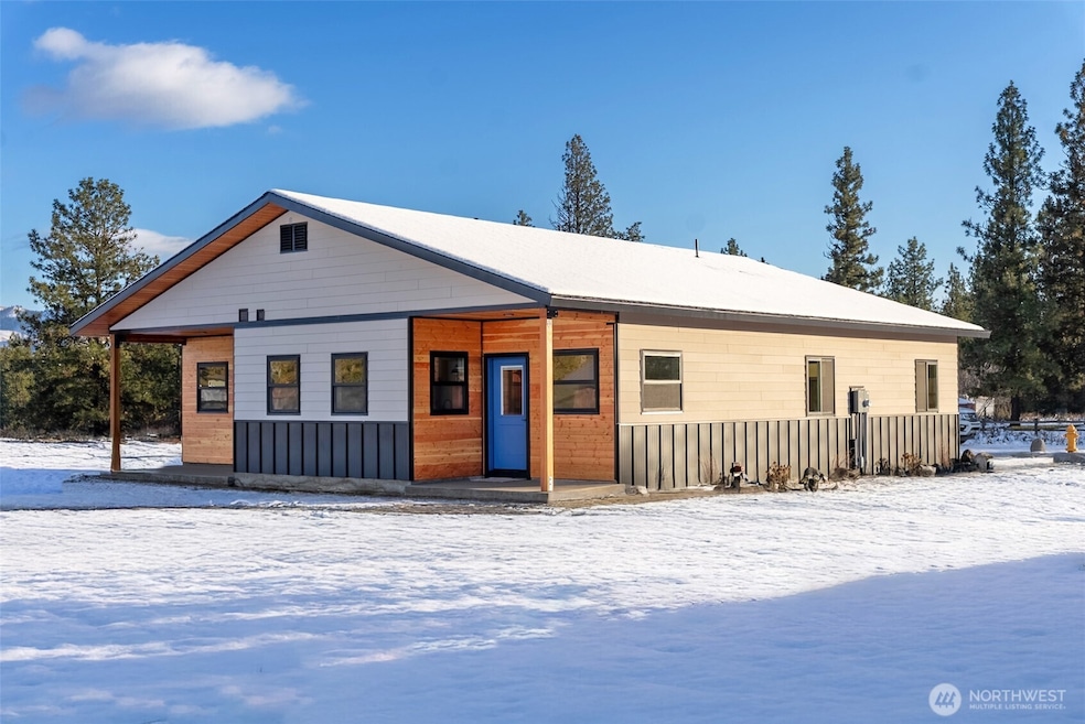 7 Round Rock Ln, Winthrop, WA 98862 - photo 1