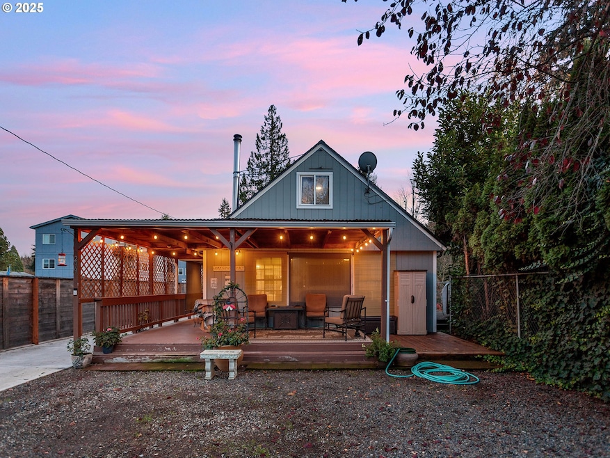 299 SW 3rd Ave, Canby, OR 97013 - photo 1