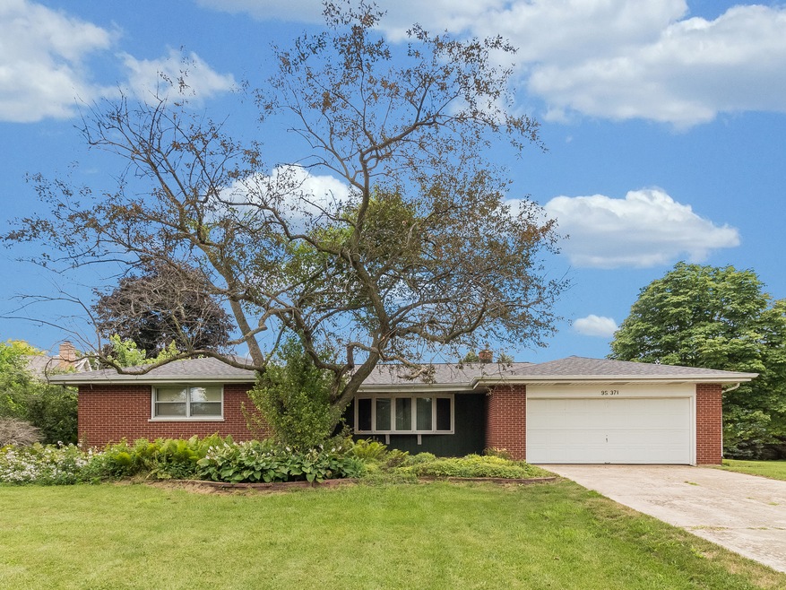 9S371 Modaff Rd, Naperville, IL 60565 - photo 1